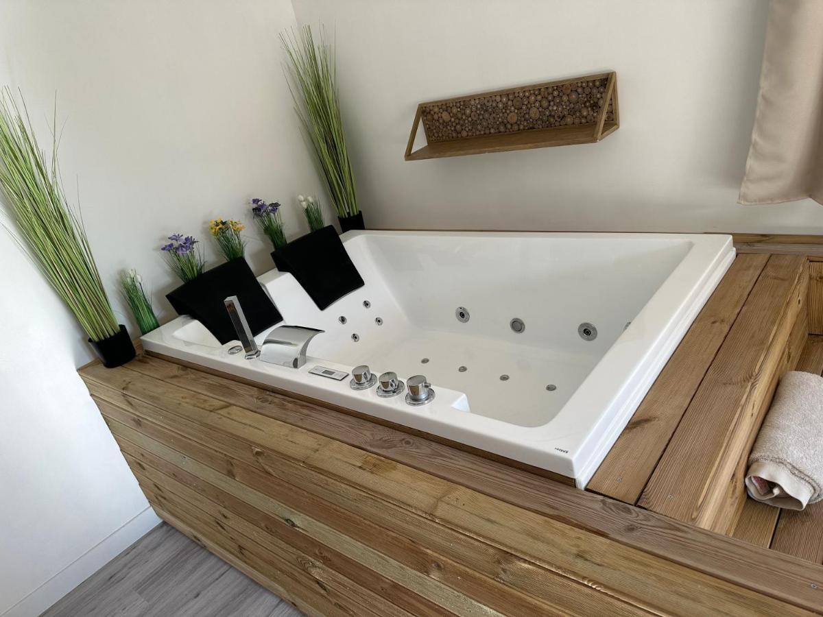 Apartment Balneo - Jardin Prive *